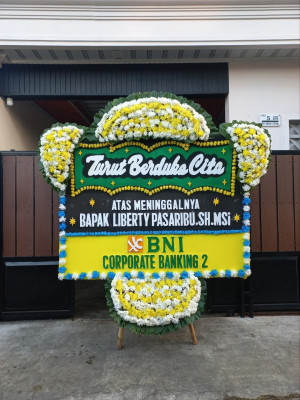 Papan Bunga Duka di Rembang