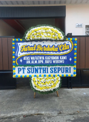 Papan Bunga Duka di Rembang