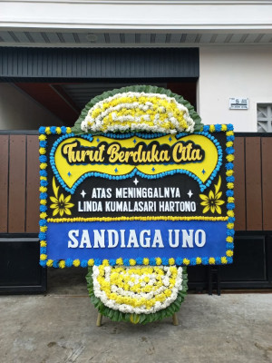 Papan Bunga Duka di Rembang